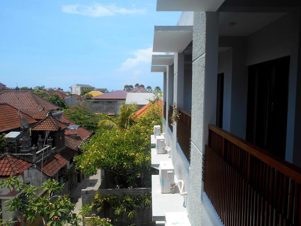 Reddoorz At Kerobokan Seminyak 2 Exterior photo