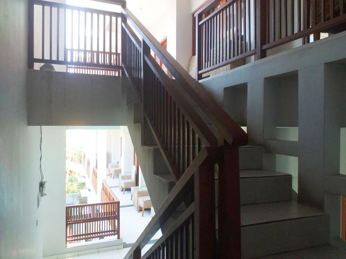 Reddoorz At Kerobokan Seminyak 2 Exterior photo